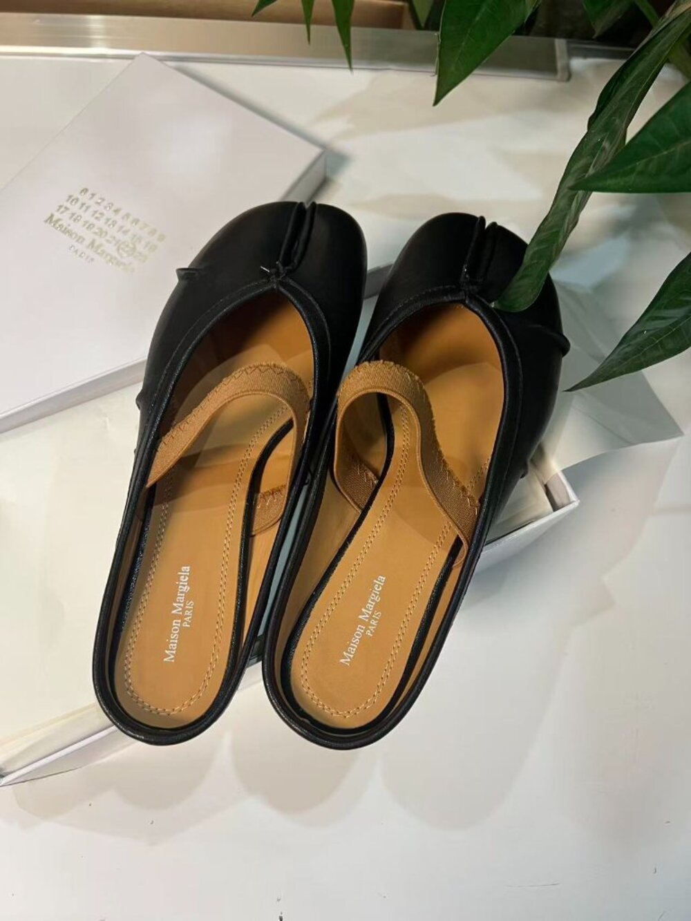 Maison Margiela Tabi Ballet Flats Black Size 38 US8 w/ Elastic Band Japan